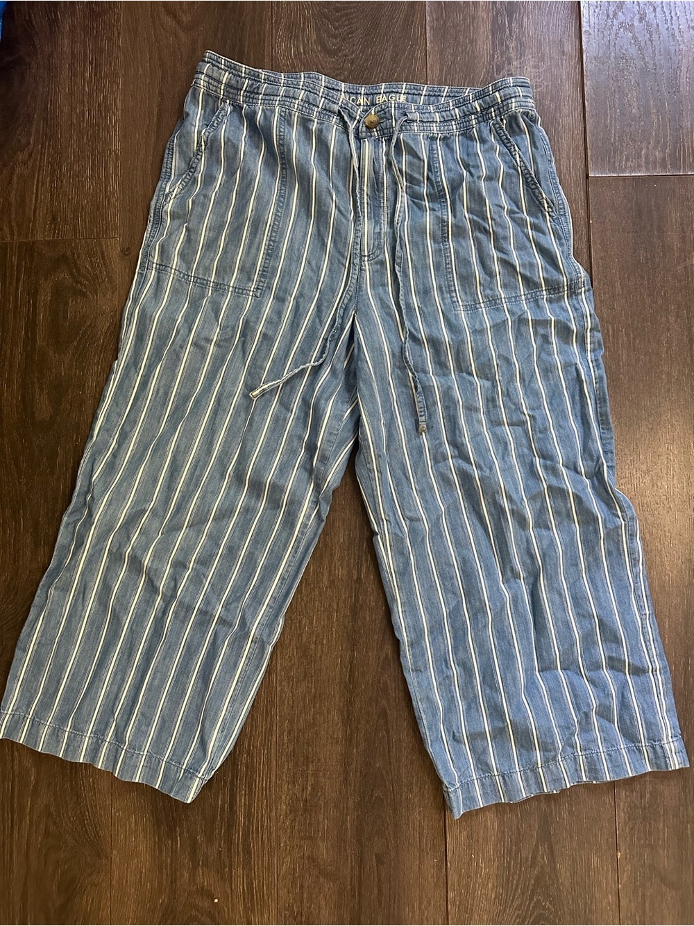 American Eagle Capris Striped 100% Cotton Cropped Wide Leg Blue White Size 12 - Picture 7 of 7